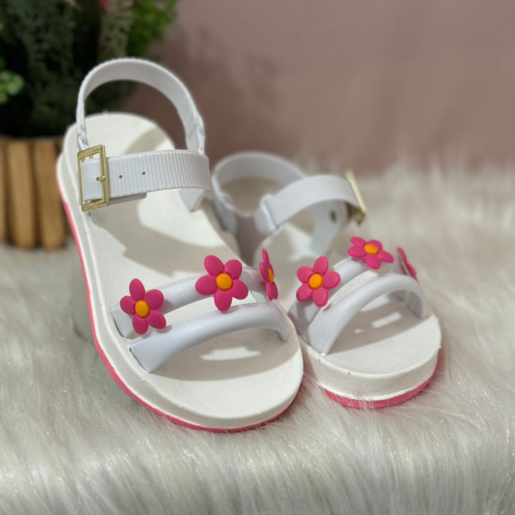 Sandália 3 Flores Infantil - Confortável Casual