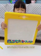 Tábua de Desenho Magnético Colorida para Crianças com Folhetos Criativos: Brinquedo Educacional, Estimulante e Interativo